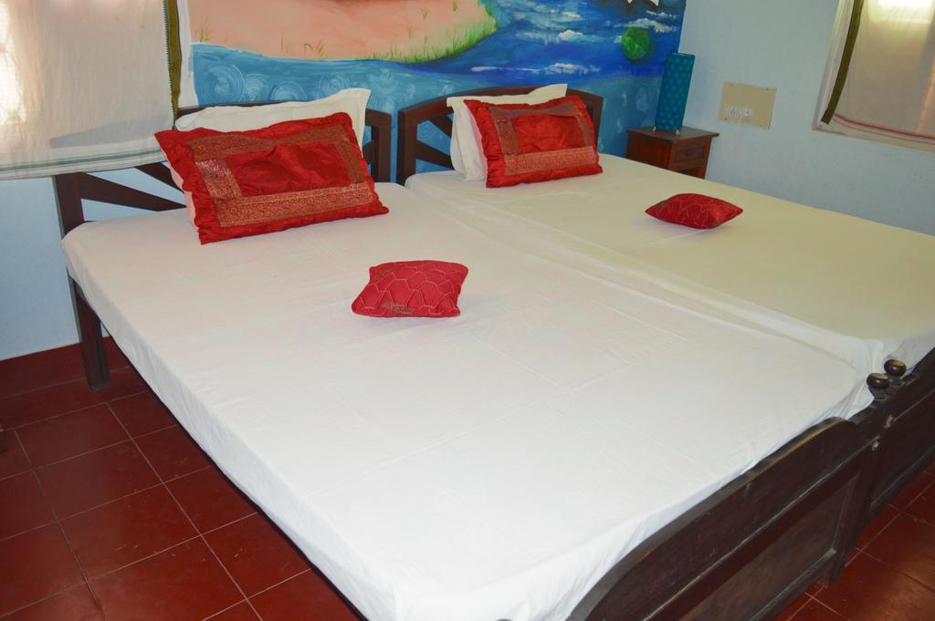 La Maison Blanche Hotel Puducherry Buitenkant foto