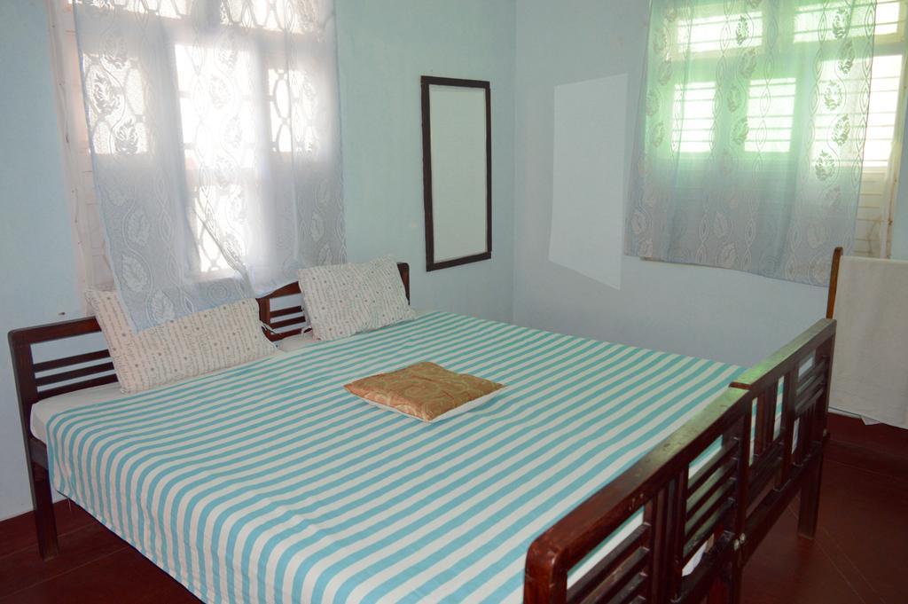 La Maison Blanche Hotel Puducherry Buitenkant foto