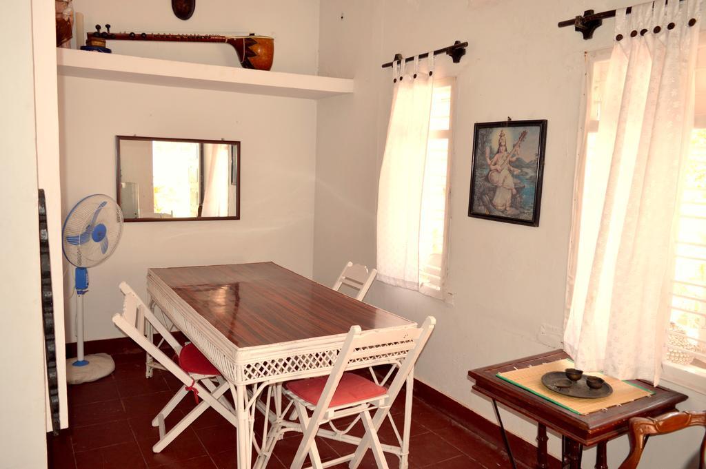 La Maison Blanche Hotel Puducherry Buitenkant foto