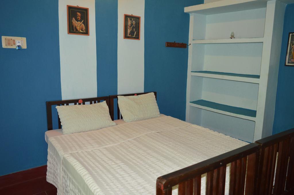 La Maison Blanche Hotel Puducherry Buitenkant foto