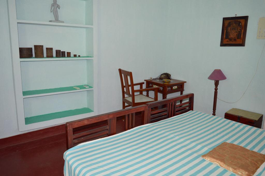 La Maison Blanche Hotel Puducherry Buitenkant foto