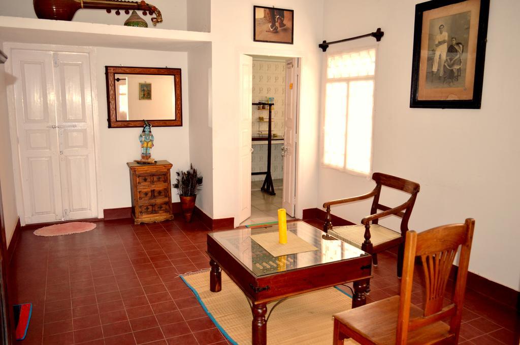 La Maison Blanche Hotel Puducherry Buitenkant foto