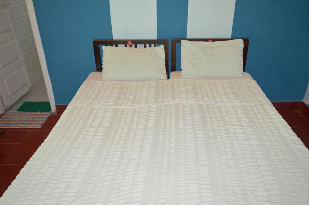 La Maison Blanche Hotel Puducherry Kamer foto
