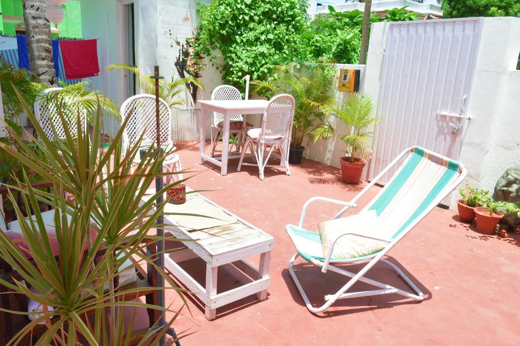 La Maison Blanche Hotel Puducherry Buitenkant foto